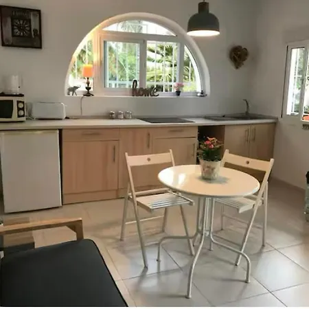 Casa Rustica 1 *